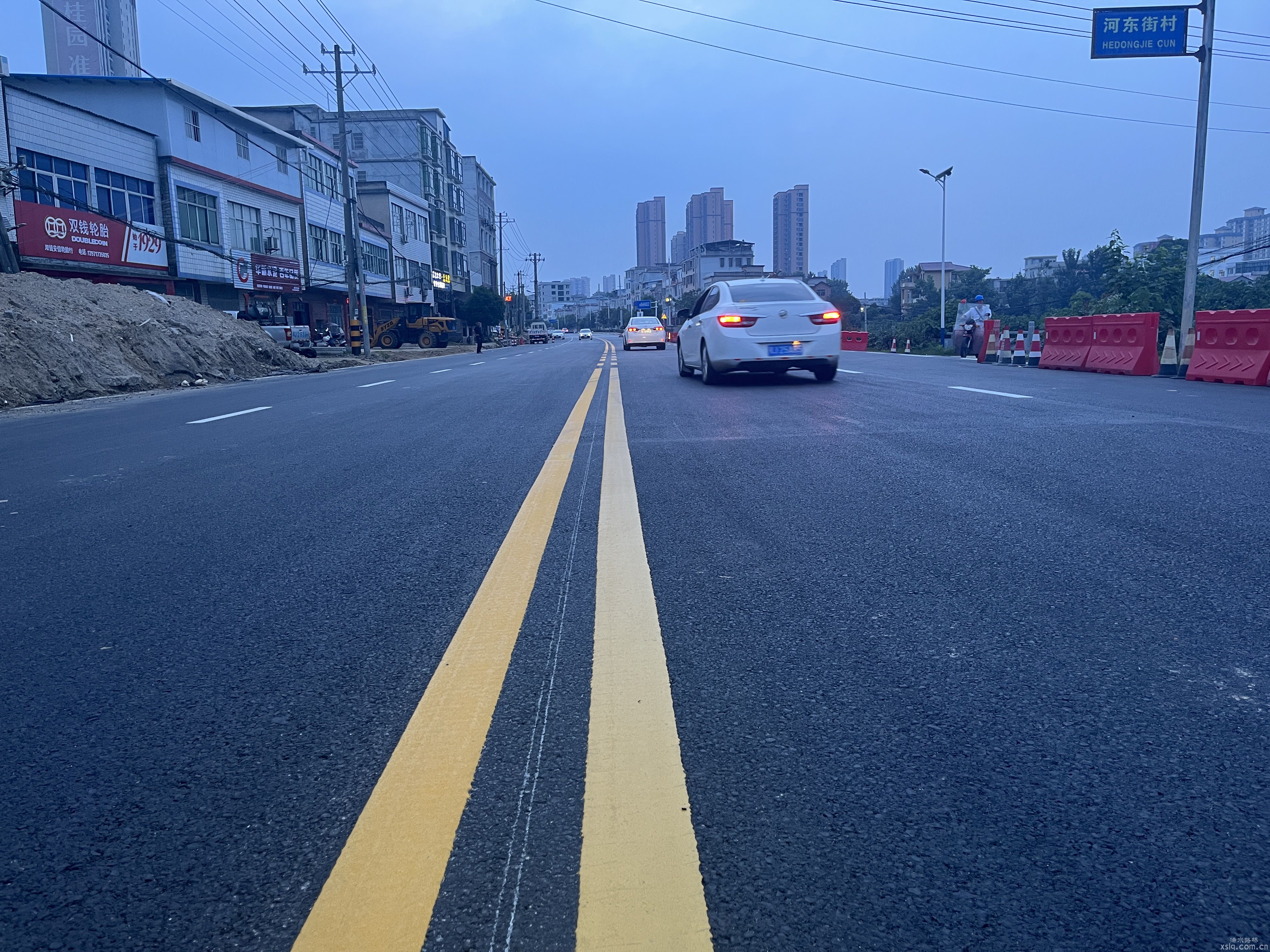 只爭朝夕，不負(fù)韶華－道路環(huán)境提升改造，助力文明城市創(chuàng)建